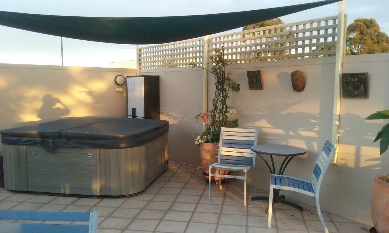 Oceanview 6 With Rooftop Terrace & Apartment *